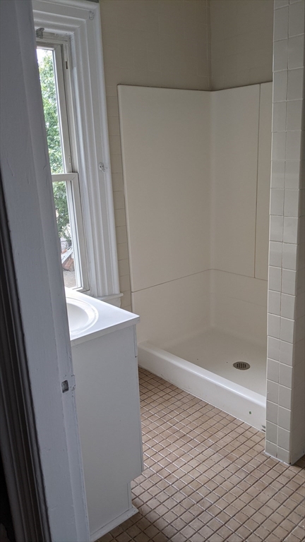 14 Wadsworth Ave #2, Waltham, MA Photo #13