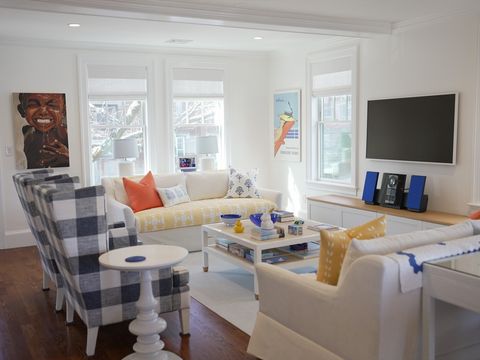 Photo of 27 Summit Ave #27, Brookline, MA 02445 (MLS # 73492406)