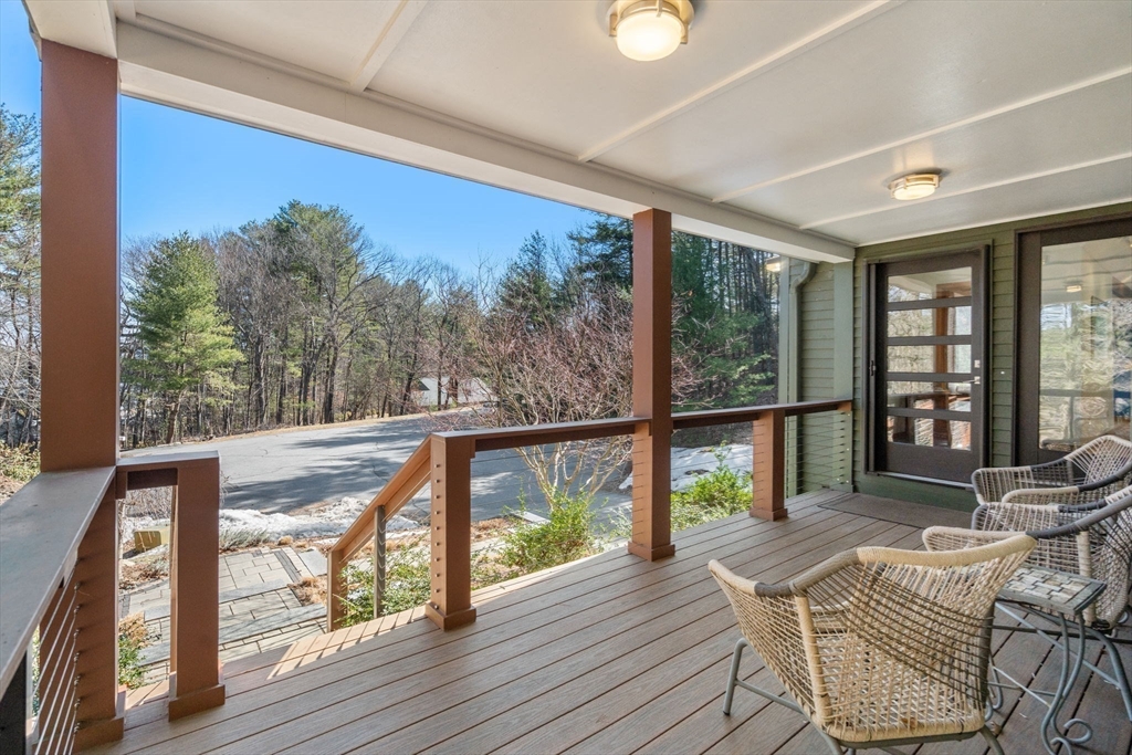 25 Adams Rd
