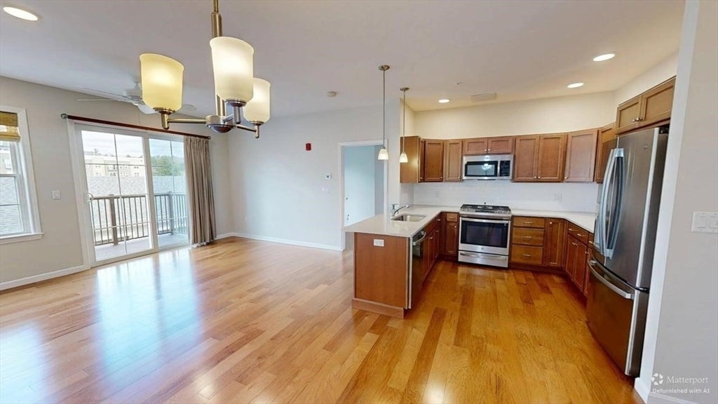 62 Mariners Way 210