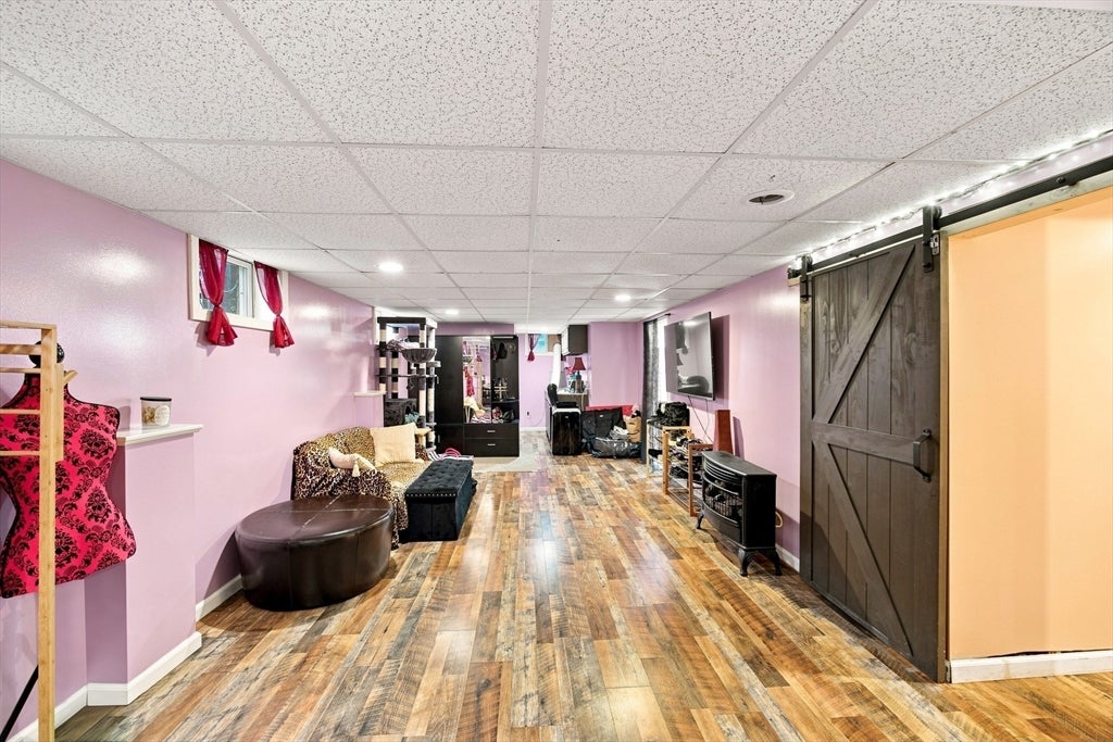 90 Bonneville Ave, Chicopee, MA Photo #34