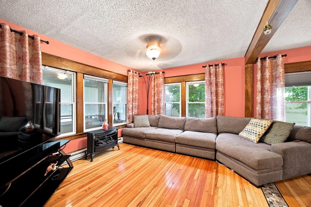 90 Bonneville Ave, Chicopee, MA Photo #7