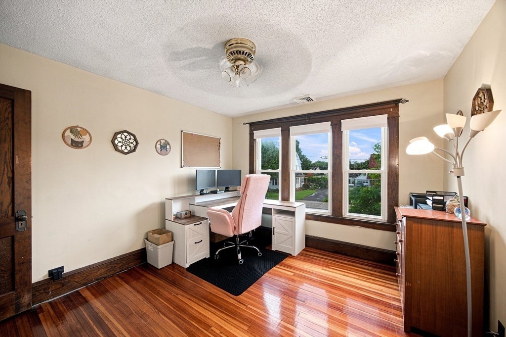 90 Bonneville Ave, Chicopee, MA Photo #29