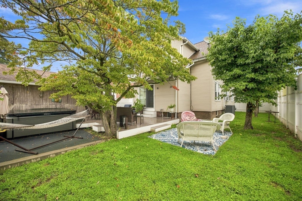 90 Bonneville Ave, Chicopee, MA Photo #38