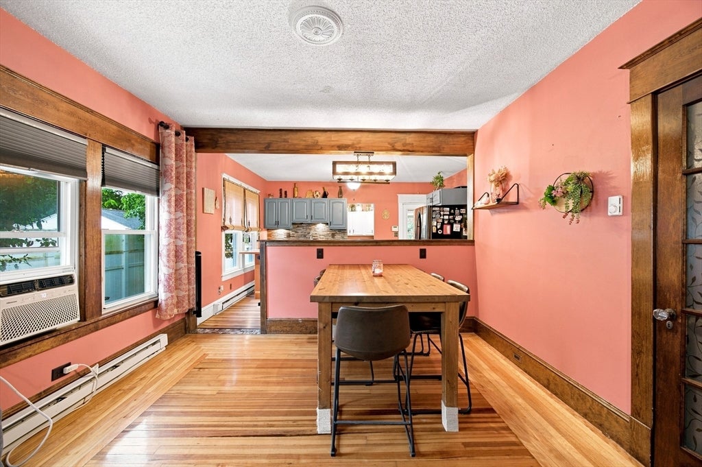 90 Bonneville Ave, Chicopee, MA Photo #9