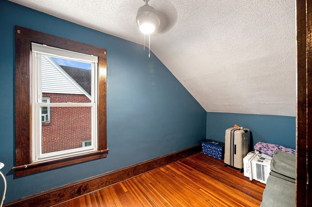 90 Bonneville Ave, Chicopee, MA Photo #27