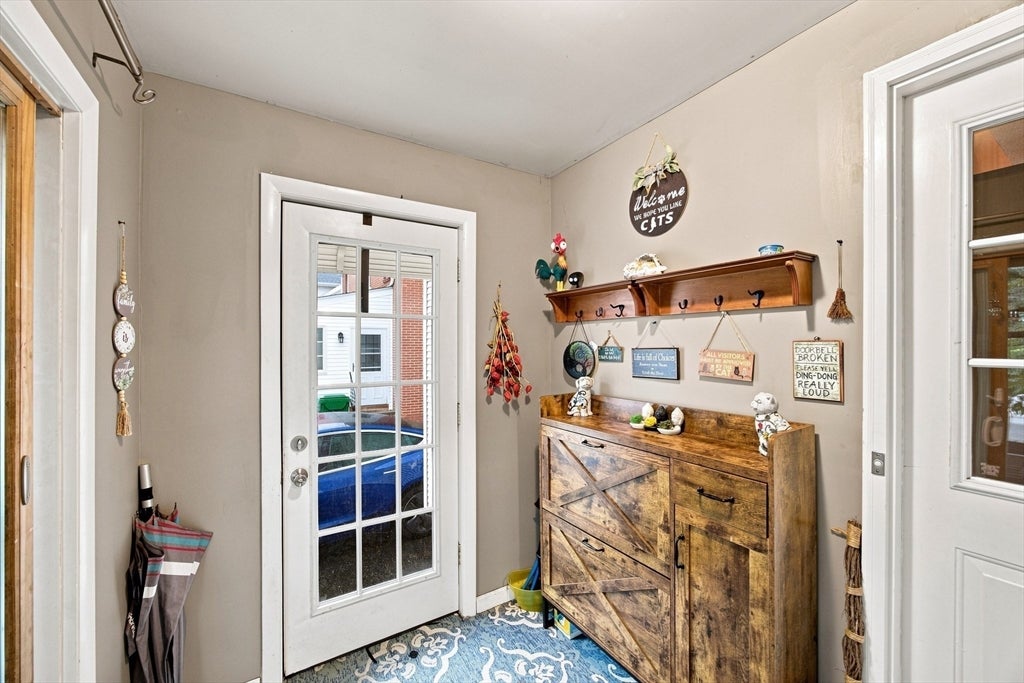 90 Bonneville Ave, Chicopee, MA Photo #35