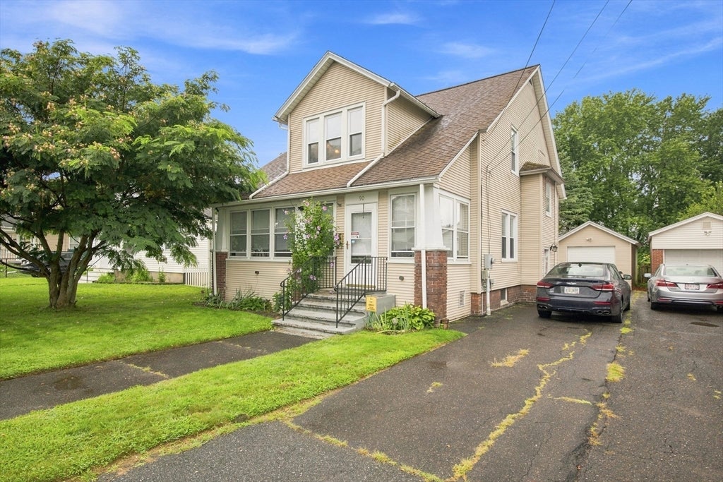 90 Bonneville Ave, Chicopee, MA Photo #3