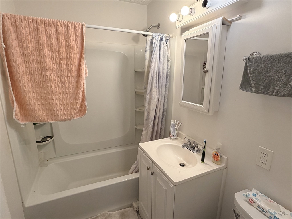 1 Universal St #9, Framingham, MA Photo #6