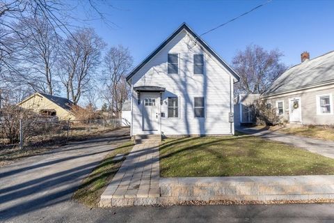 Photo of 12 Franklin St, Weymouth, MA 02188 (MLS # 73464525)