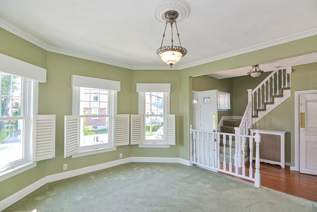 Photo 5 of 42 of 91 Hamden Cir house