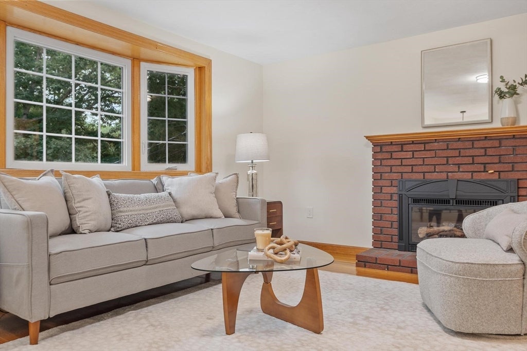 156 Mill St, Burlington, MA, 156 Mill St, Burlington, MA Photo #7