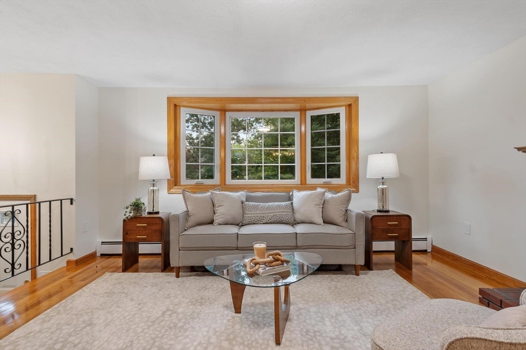 156 Mill St, Burlington, MA, 156 Mill St, Burlington, MA Photo #6