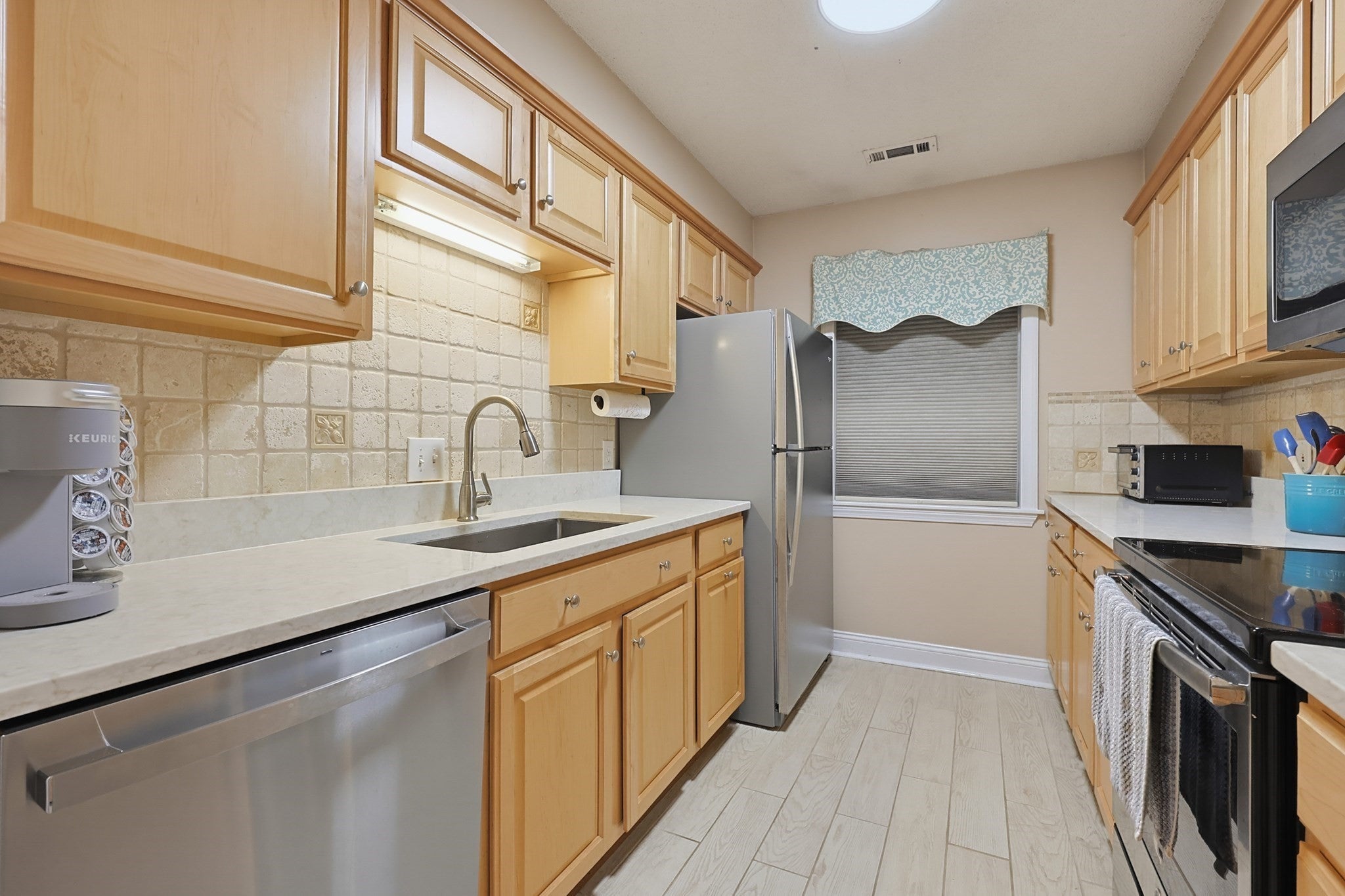 39 Highwood Dr #39, Franklin, MA Photo #13