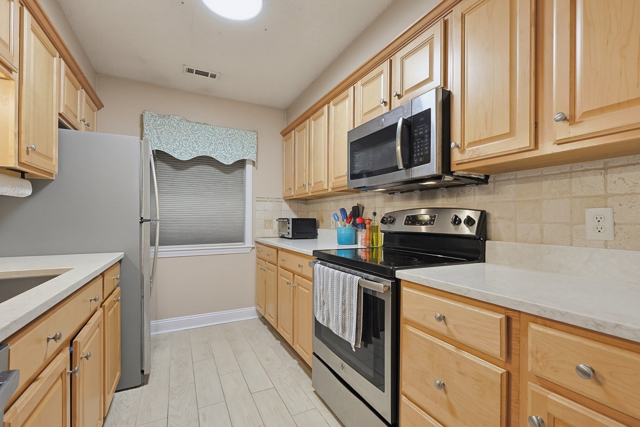 39 Highwood Dr #39, Franklin, MA Photo #14