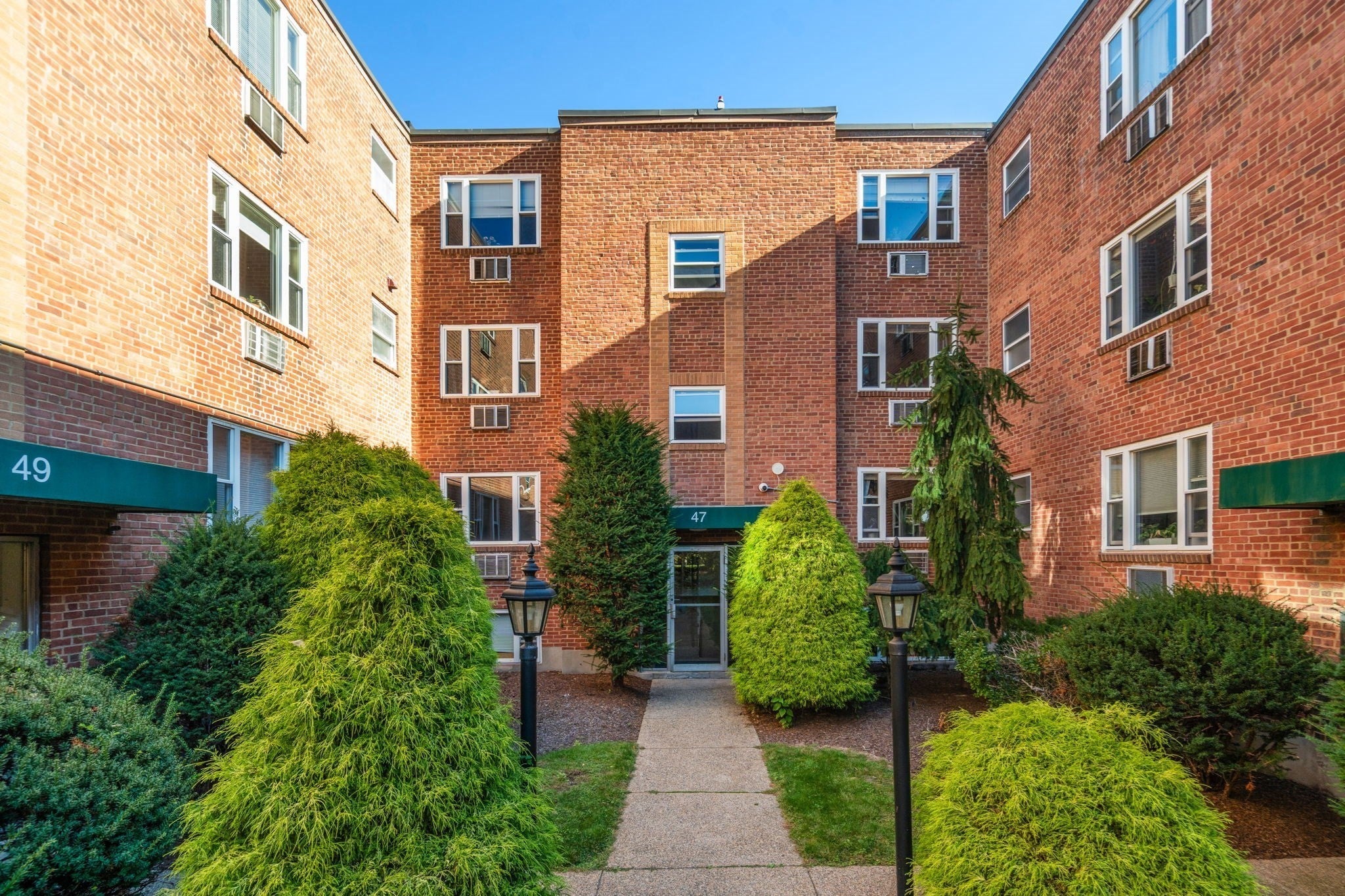 47 Colborne Rd #1, Boston, MA Photo #1
