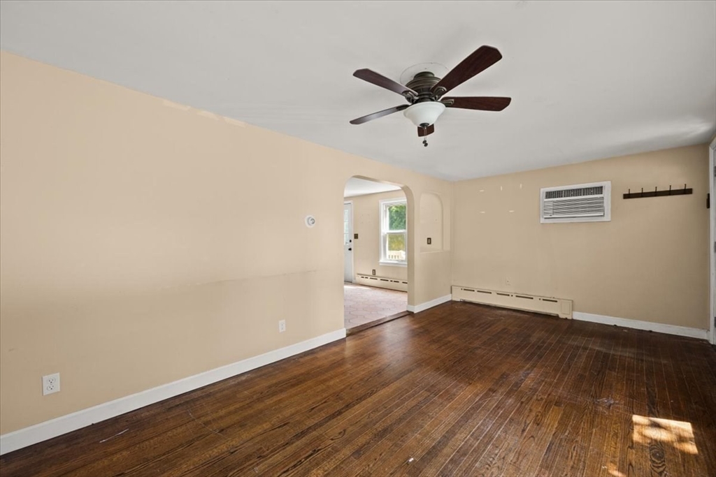 39 Norman Ave, Taunton, MA Photo #7
