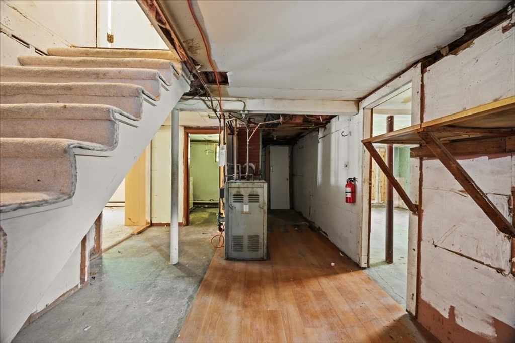 39 Norman Ave, Taunton, MA Photo #25