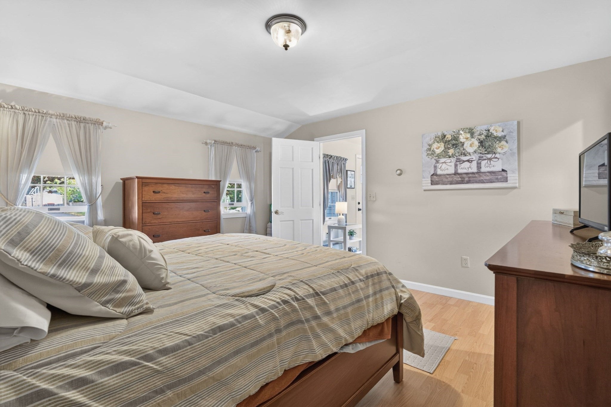 68 Harman Ave, Seekonk, MA, 68 Harman Ave, Seekonk, MA Photo #17