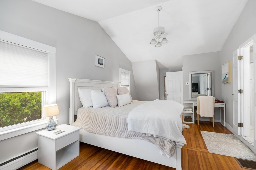 17 Hartz St, Gloucester, MA Photo #17
