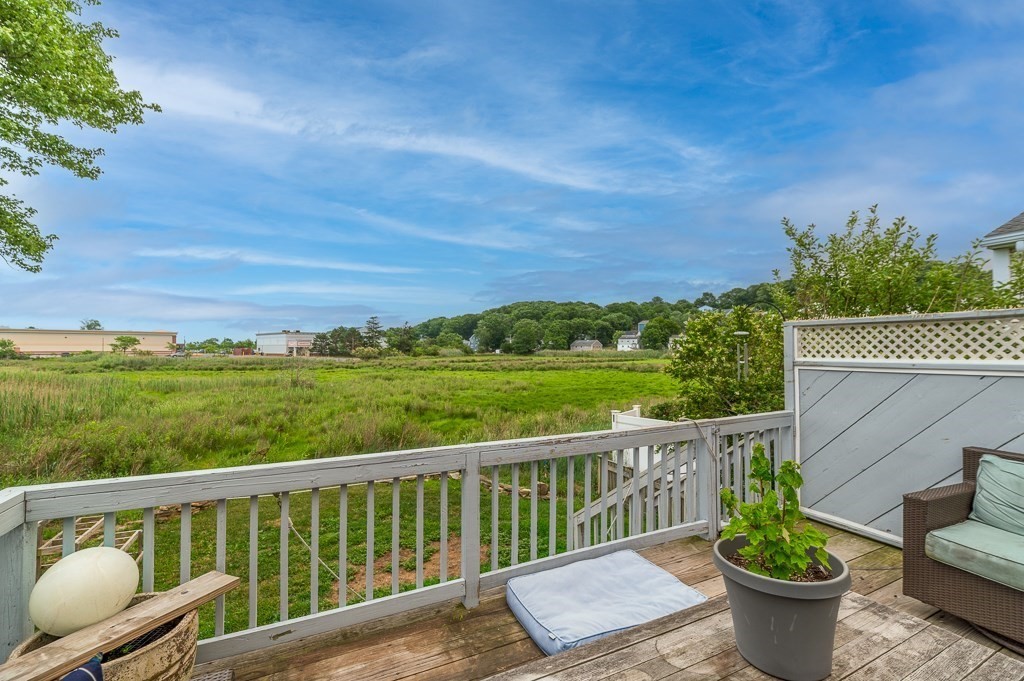 17 Hartz St, Gloucester, MA Photo #29