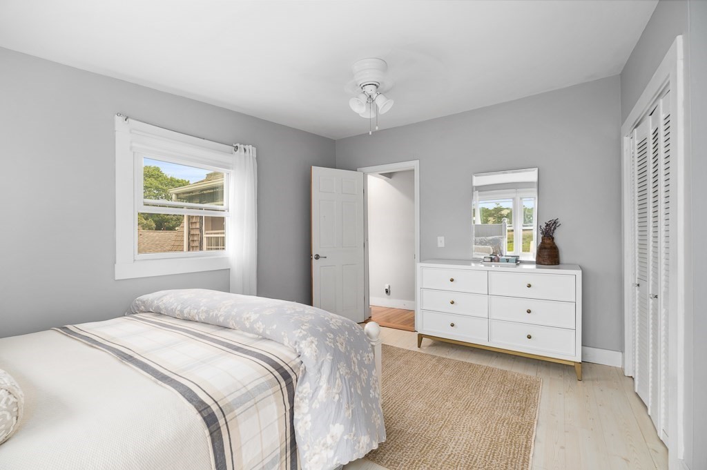 17 Hartz St, Gloucester, MA Photo #15