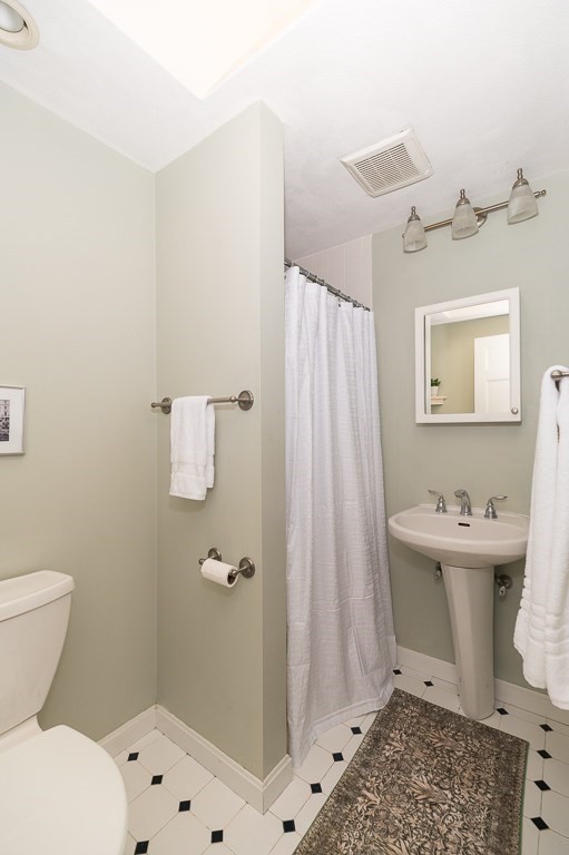 17 Hartz St, Gloucester, MA Photo #19