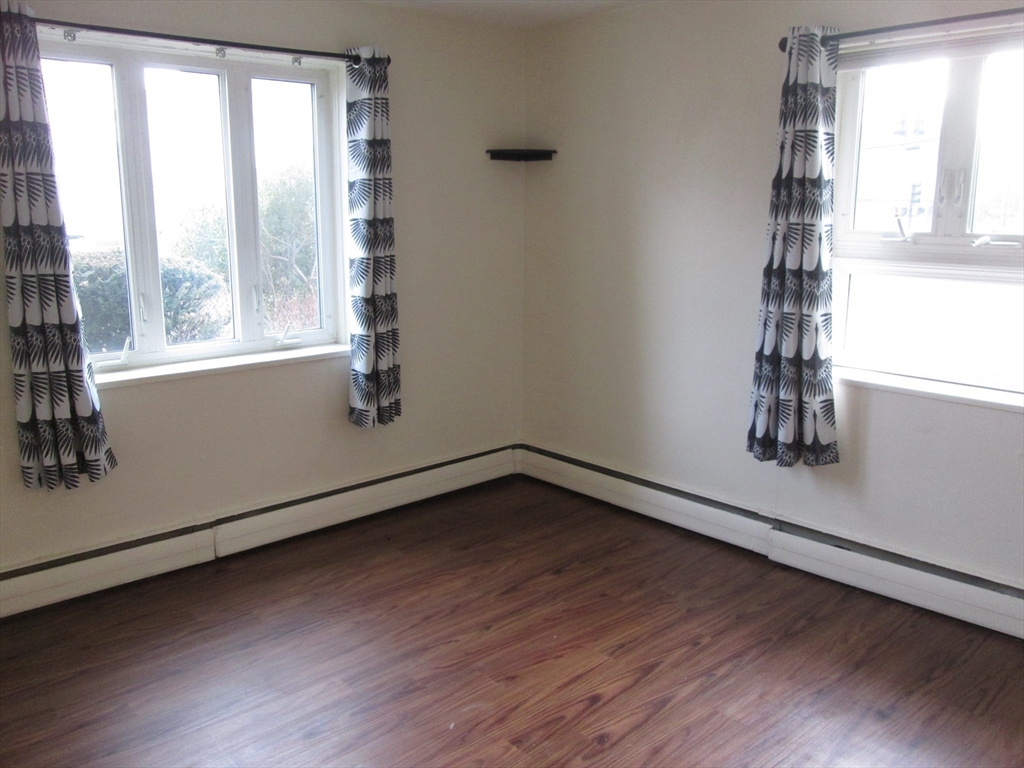 194 Lexington Street 1