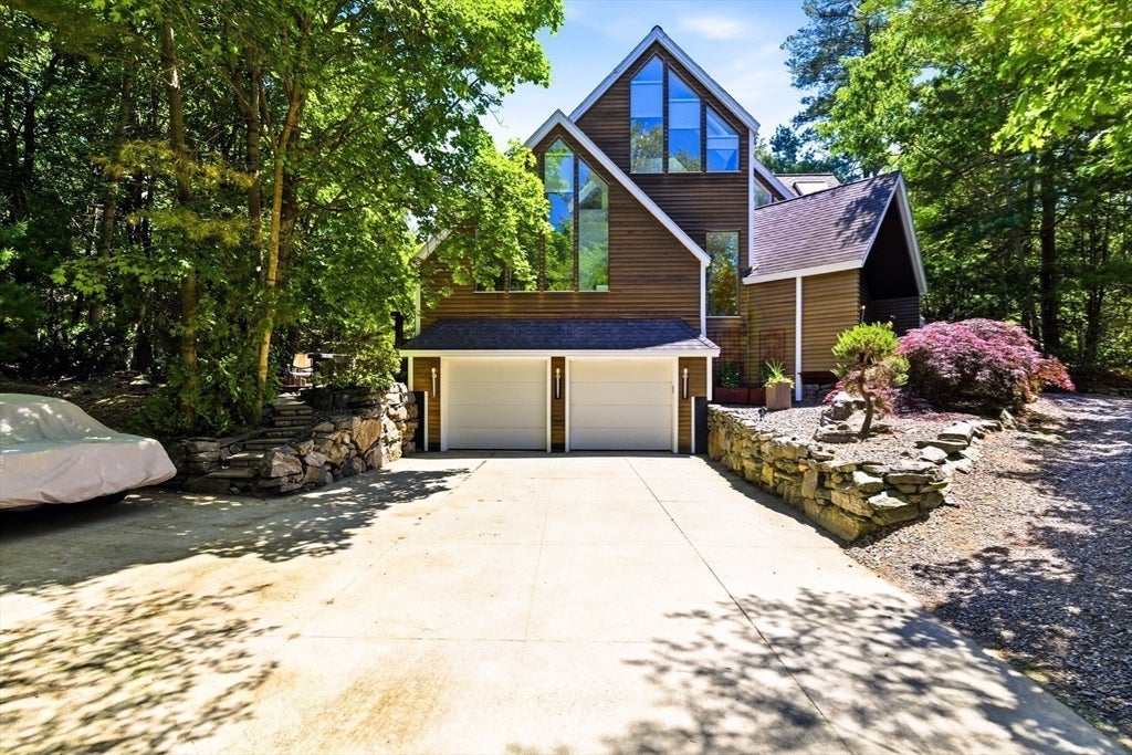 51 Deer Path