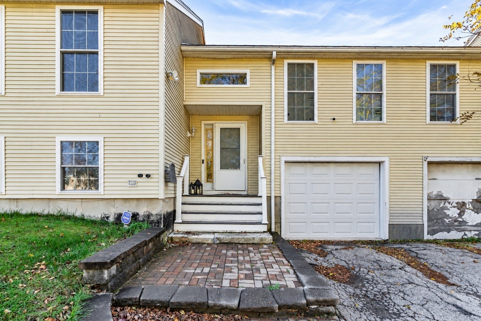32 Marion St 32