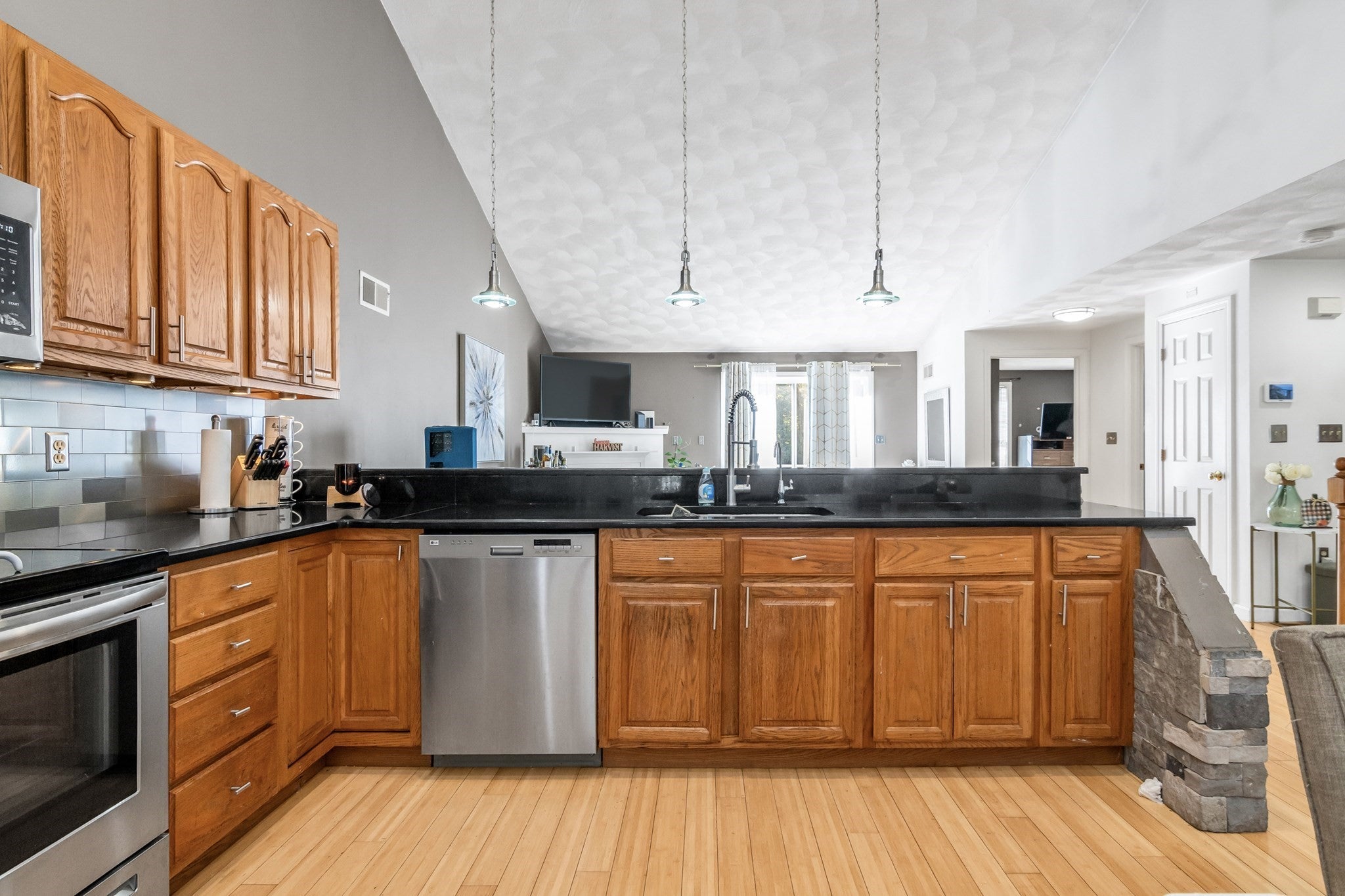 32 Marion St #32, Haverhill, MA Photo #6