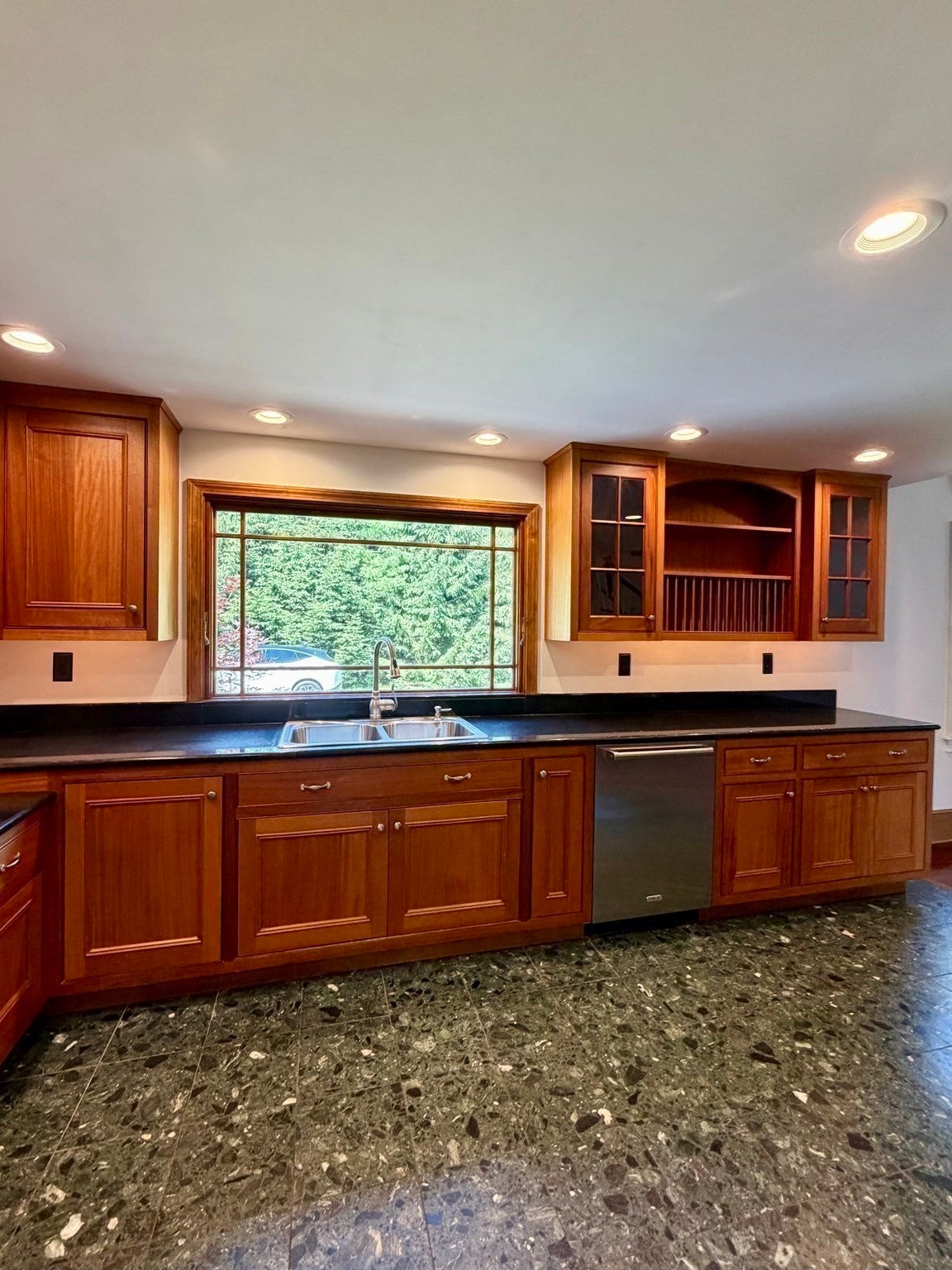 152 Uxbridge Rd, Sutton, MA, 152 Uxbridge Rd, Sutton, MA Photo #9