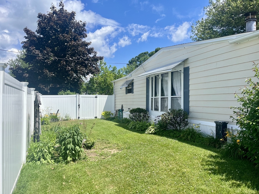 2 Independence Lane