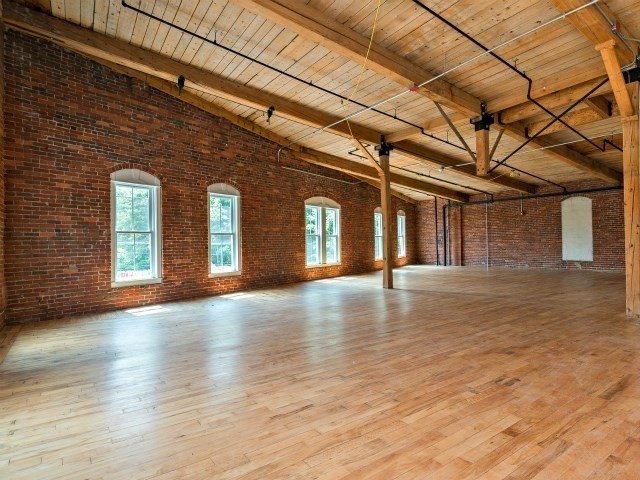 77 Elm St 202B