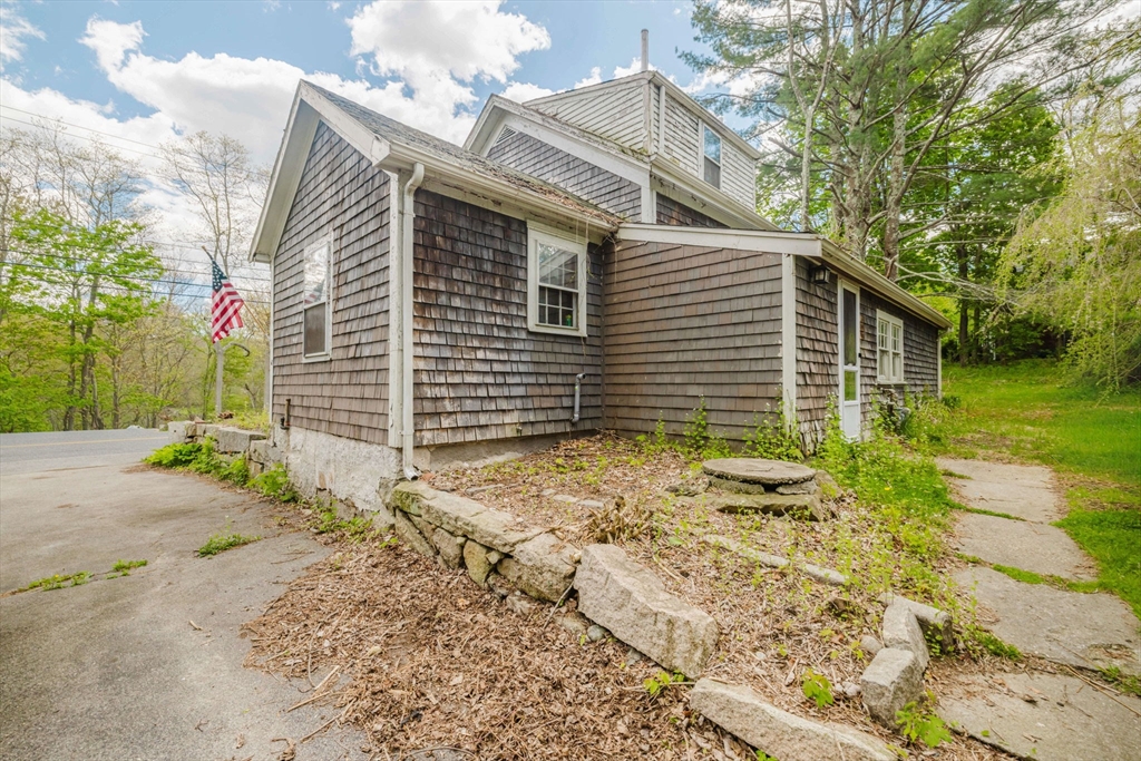 807 Gifford Rd, Westport, MA, 807 Gifford Rd, Westport, MA Photo #4