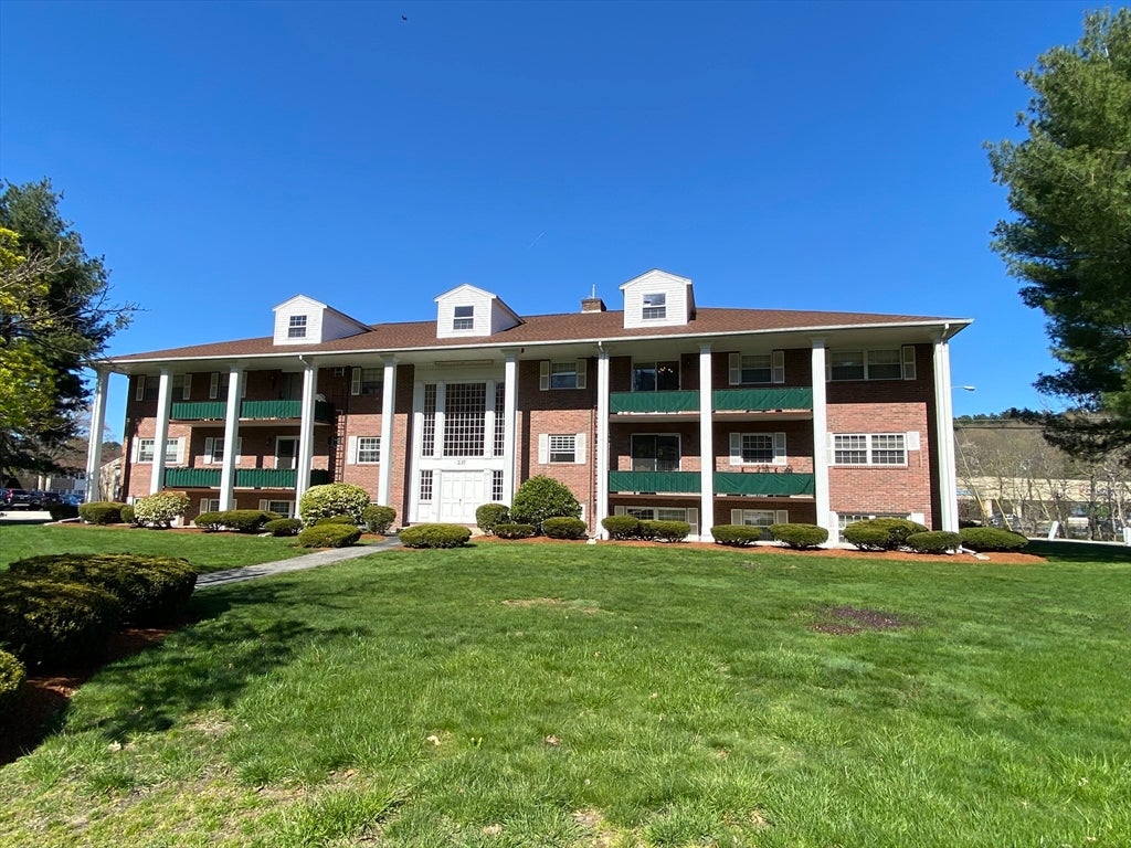 237 North Main Street 10