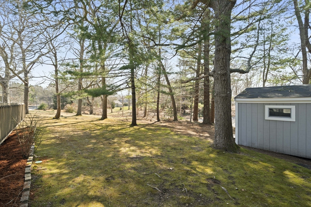 551 Shore Road