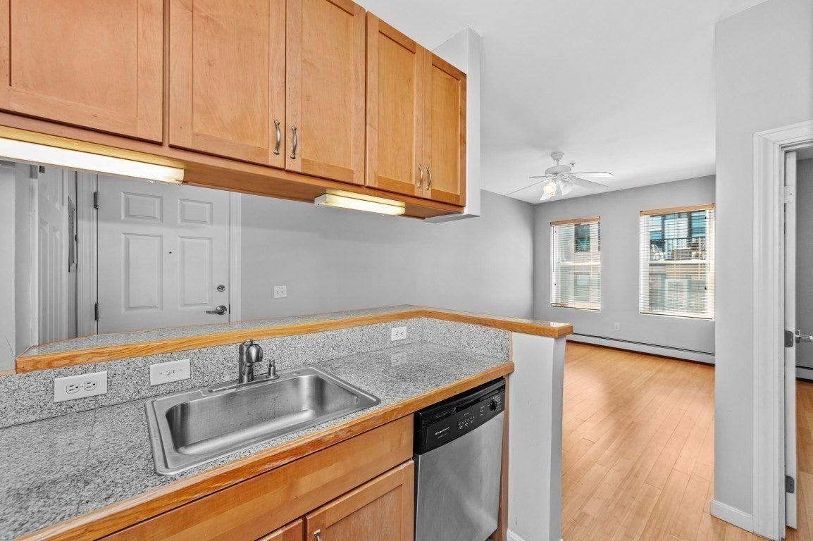 330 Summit Ave #305, Boston, MA, 330 Summit Ave #305, Boston, MA Photo #14
