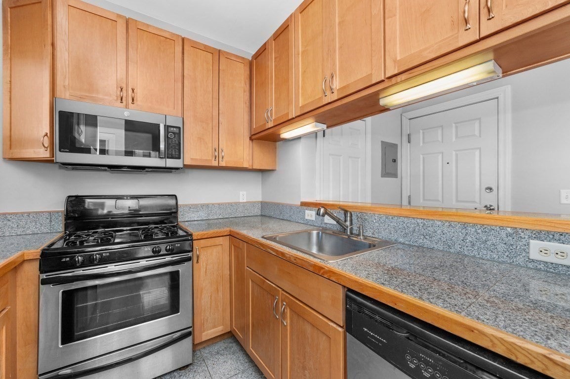 330 Summit Ave #305, Boston, MA, 330 Summit Ave #305, Boston, MA Photo #12