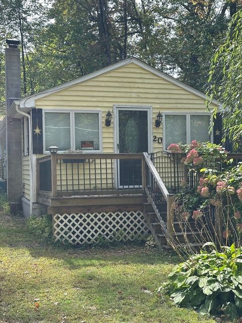 20 Athens Ave Rutland MA 01543