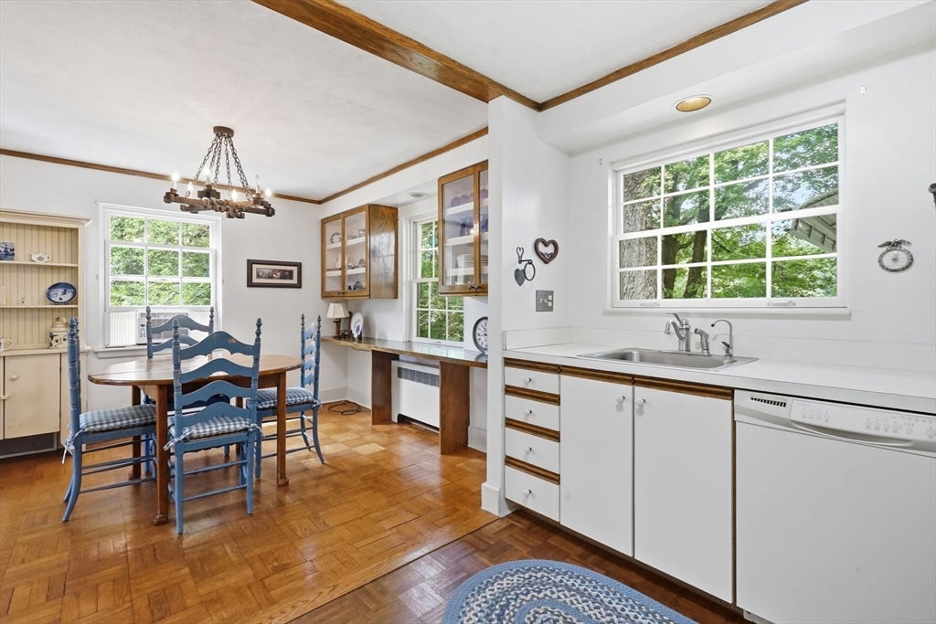 1374 Plumtree Rd, Springfield, MA, 1374 Plumtree Rd, Springfield, MA Photo #8