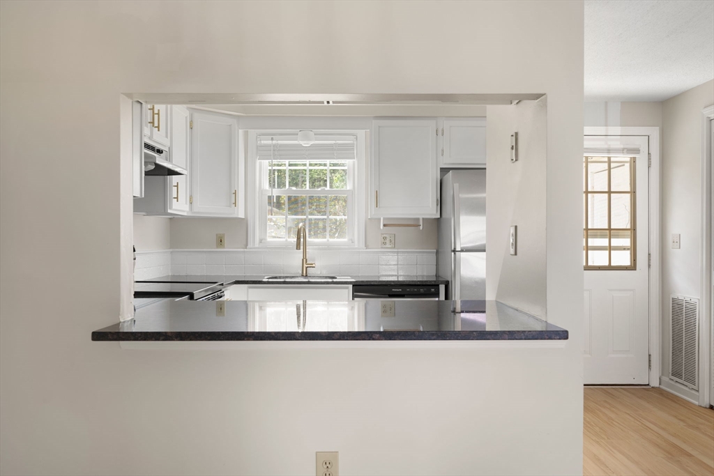 728 Auburn St #D4, Whitman, MA Photo #8