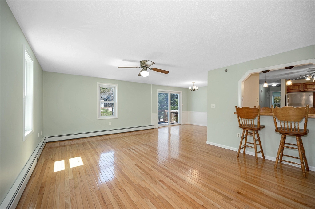 15 Lantern Ln 6