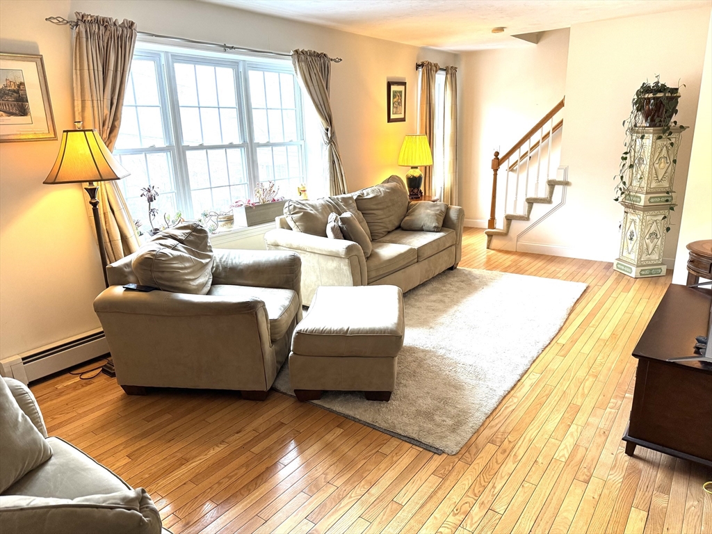 6 Jenpaul Way B