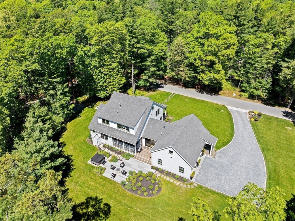 30 Indian Cove Rd