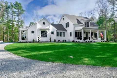 30 Indian Cove Rd Marion MA 02738