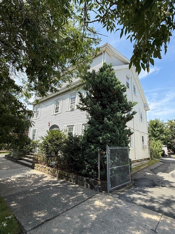 47 Broad Street, Lynn, MA Photo #3