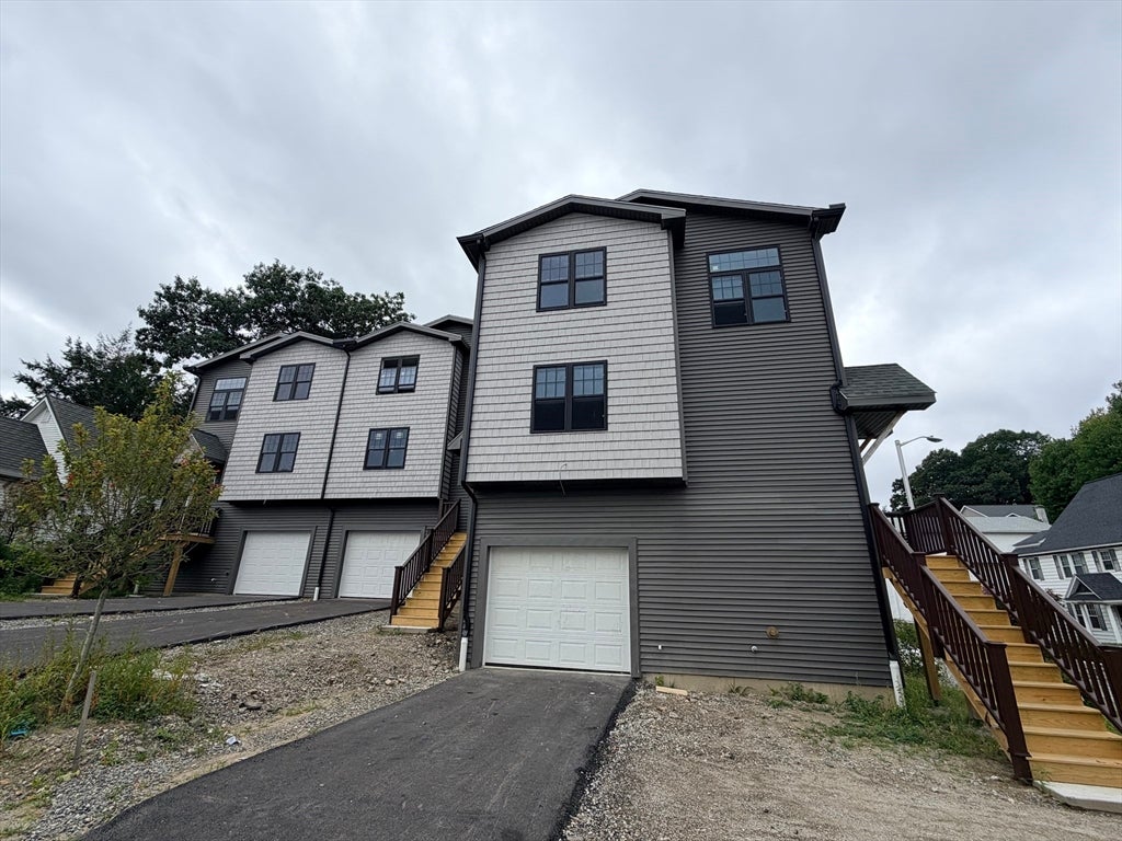 Photo of 630 Grafton St, Worcester, MA
