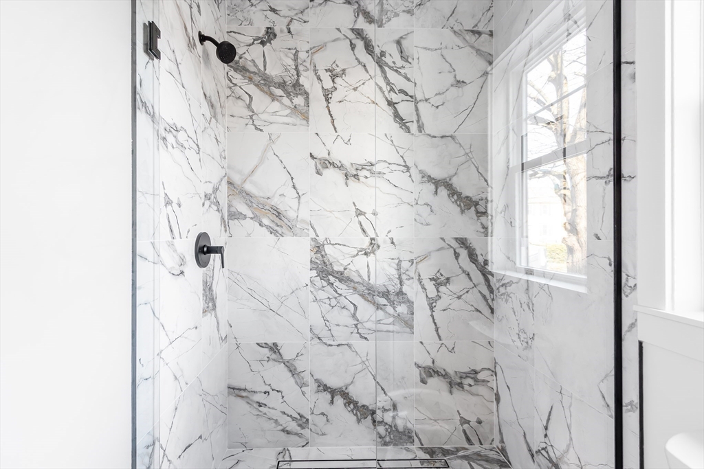 Natick, Massachusetts 01760, United States, 5 Bedrooms Bedrooms, ,5 BathroomsBathrooms,Residential,Contingent,154753