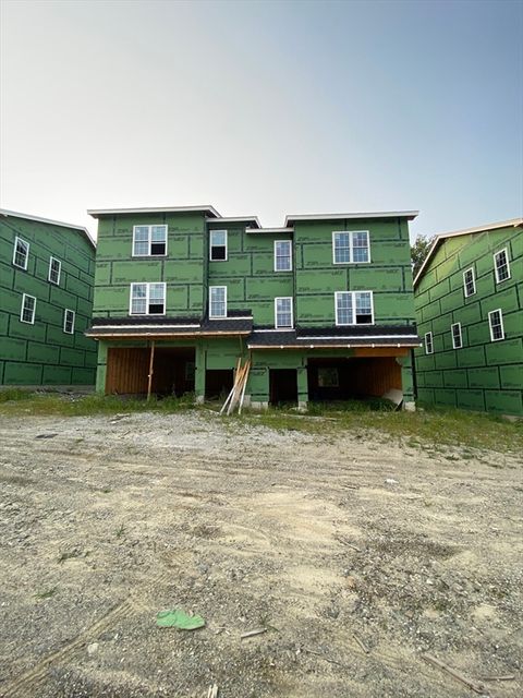 47R Yarnie 2A Worcester MA 01602